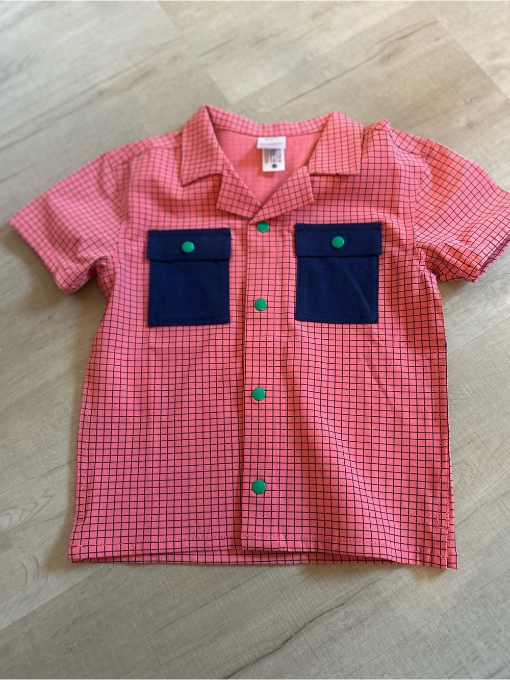 Hanna Andersson Kids Short Sleeve Pink Grid Shirt with Navy Pockets - size 4
